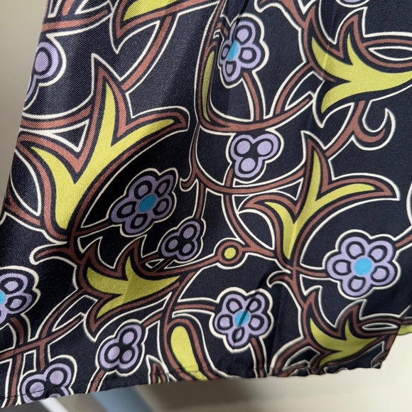 Saks Fifth Avenue Silk Floral Print Mini Skirt Size 4 - Picture 3 of 10